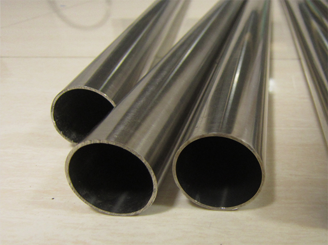 Stainless steel pipe