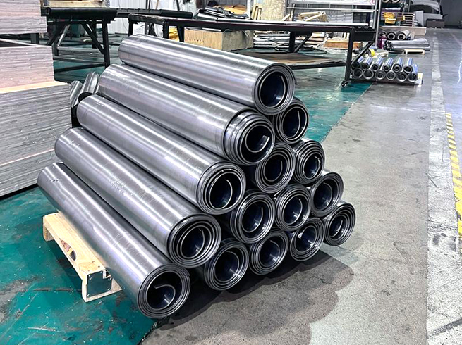 Lead coil